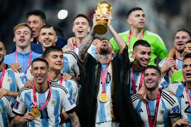 球速体育官方网站-名宿：伟大的决赛，伟大的对决！这场决赛百年一遇