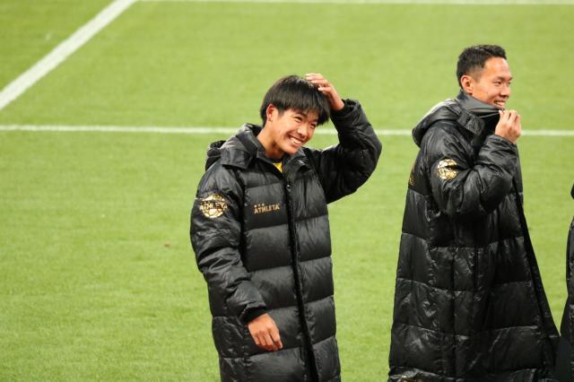 球速体育平台-隔壁家孩子的青春:第100届日本高中足球大会开战