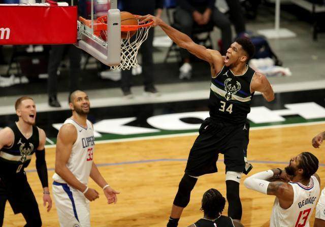 球速体育平台-左膝酸痛持续困扰字母 未来不排除继续轮休可能