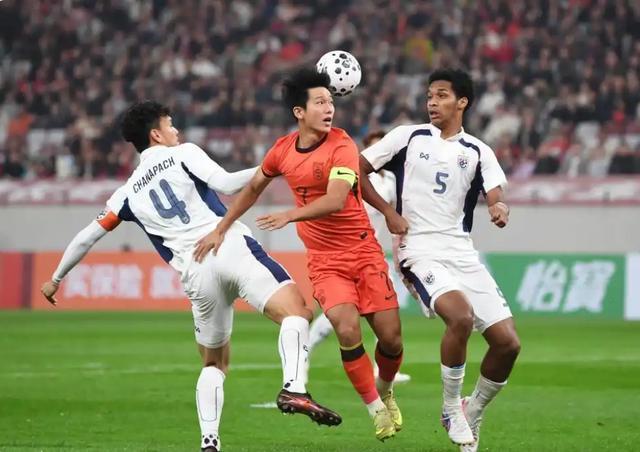 球速体育-杜月徵第38分钟进球 U23国足1-0击败越南 国足年轻一代很有希望